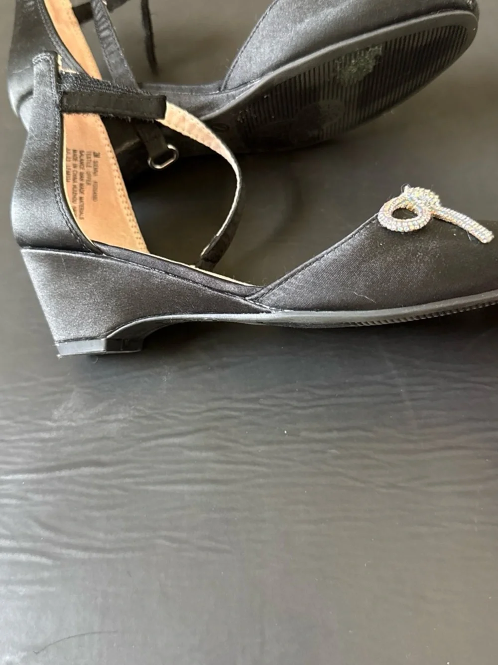 Seychelles girl’s Black Satin Ankle-Strap Bow Pumps